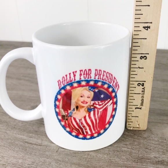 SOLD WHISKEY KISS Dolly For President Graphic Mug - Picture 2 of 5
